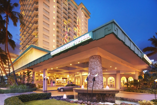 Waikiki Resort Exterior Dusk